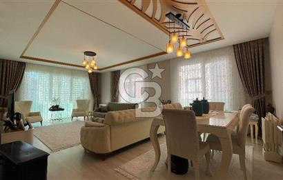 Dora Park Evleri'nde Satılık 3+1 Havuz Manzaralı Daire