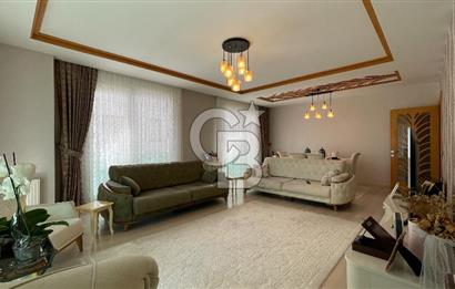 Dora Park Evleri'nde Satılık 3+1 Havuz Manzaralı Daire