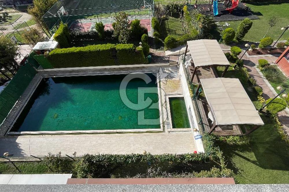 Dora Park Evleri'nde Satılık 3+1 Havuz Manzaralı Daire