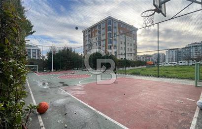 Dora Park Evleri'nde Satılık 3+1 Havuz Manzaralı Daire