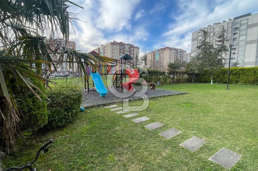Dora Park Evleri'nde Satılık 3+1 Havuz Manzaralı Daire