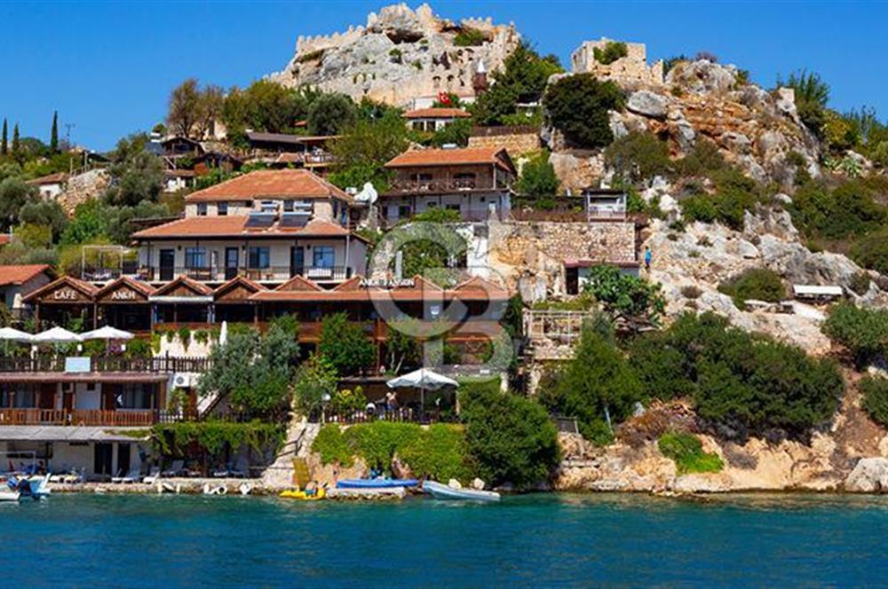 Antalya Demre Kaleköy Üçağız da Muhteşem 928 m2 Arsa ve Taş Ev