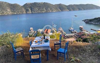 Antalya Demre Kaleköy Üçağız da Muhteşem 928 m2 Arsa ve Taş Ev