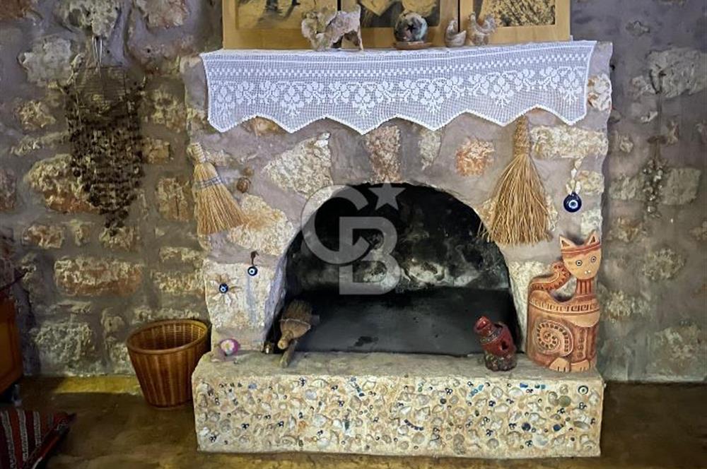 Antalya Demre Kaleköy Üçağız da Muhteşem 928 m2 Arsa ve Taş Ev