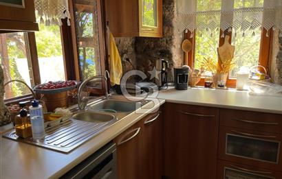 Antalya Demre Kaleköy Üçağız da Muhteşem 928 m2 Arsa ve Taş Ev