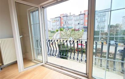 BAHÇEŞEHİR ARMİNA EVLERİ 2+1 90M² ARA KAT YENİ BOYALI KİRALIK