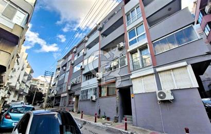 İzmir Konak Göztepe’de Sahile Çok Yakın Asansörlü Ara Kat 3+1