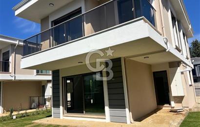 Ortaköyde Kaçırılmayacak Fırsat: 3+1 Satılık Villa