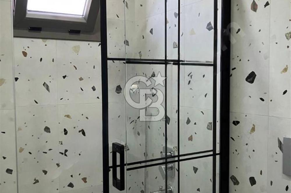  Fethiye’de triplex havuzlu yıllık kiralık villa