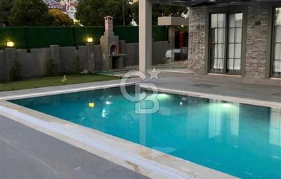  Fethiye’de triplex havuzlu yıllık kiralık villa