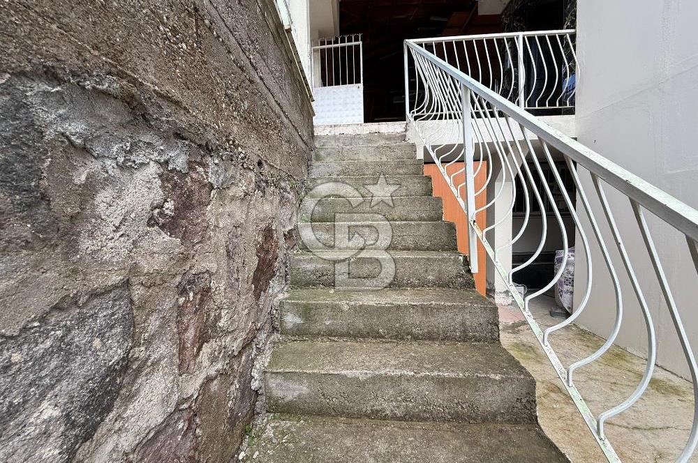 Bornova'da Öğrenciye uygun eşyalı kiralık daire 