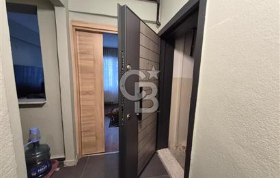 KARŞIYAKA TERSANE'DE SAHİLE 1 DK./1.KAT/TADİLATLI SATILIK DAİRE