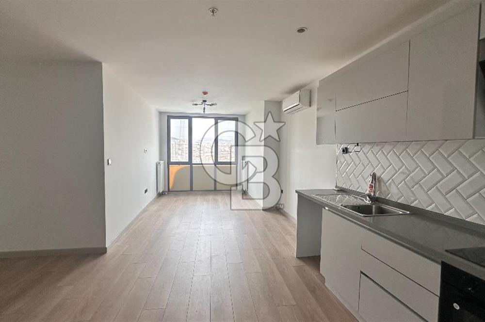 PENDİK KAVAKPINAR PERLA 34'DE ŞEHİR MANZARALI 2+1 KİRALIK DAİRE