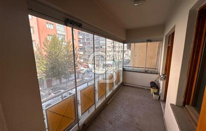 Saltak Caddesi Cadde Üstü 3+1 150M² Satılık Daire