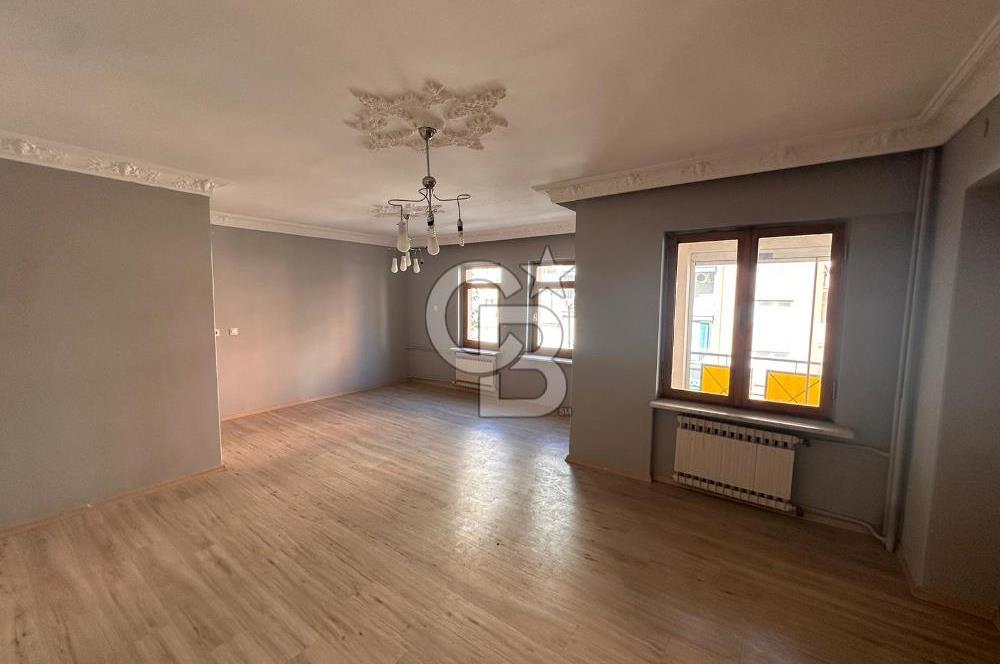 Saltak Caddesi Cadde Üstü 3+1 150M² Satılık Daire