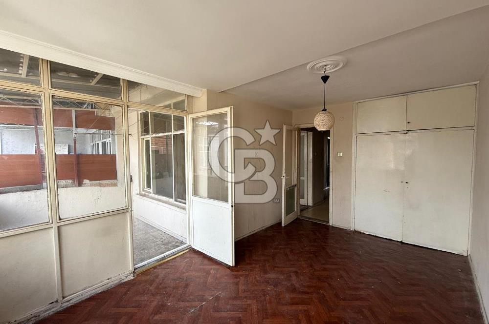 KARŞIYAKA TUNA MAVİKÖŞEDE 2+1 DAİRE