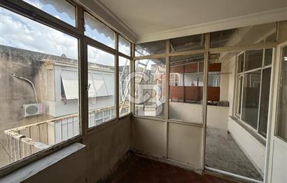 KARŞIYAKA TUNA MAVİKÖŞEDE 2+1 DAİRE