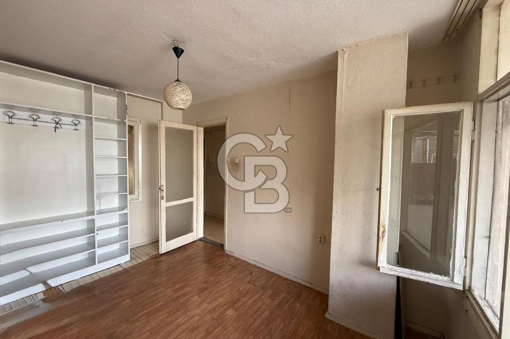 KARŞIYAKA TUNA MAVİKÖŞEDE 2+1 DAİRE