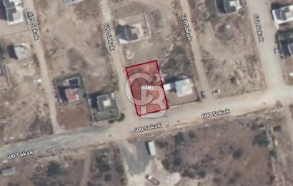 Karaburun Mordoğan Kamukent’te Deniz Manzaralı Villa Arsası