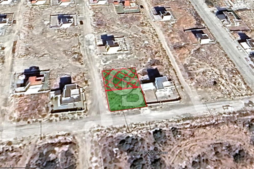 Karaburun Mordoğan Kamukent’te Deniz Manzaralı Villa Arsası