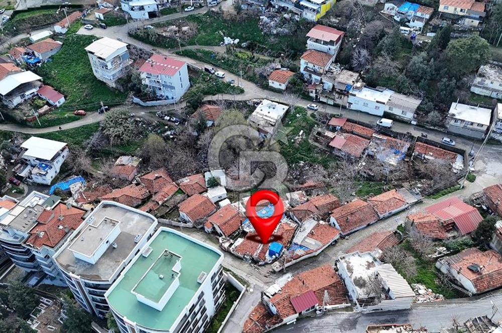 İzmir Narlıdere Atatürk Mah.1/4 Hisse Payı Satılık Arsa 55 m²