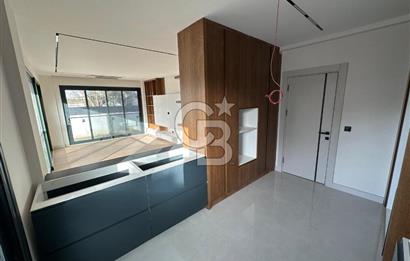 İzmir Narlıdere Limanreis'de Satılık Lüks 3+1 Villa CB-PH