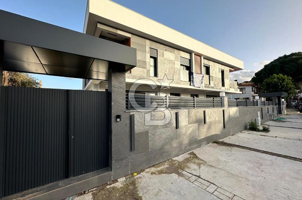 İzmir Narlıdere Limanreis'de Satılık Lüks 3+1 Villa CB-PH