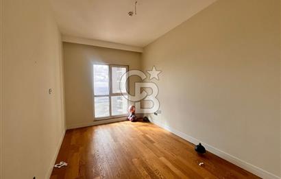 Cb Vizyon Tuğba ERKAL'dan Sinpaş Marina Kule de Kiralık Daire