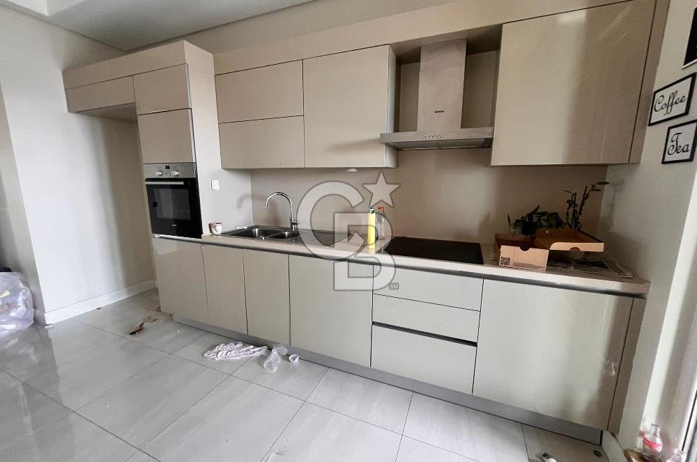 Cb Vizyon Tuğba ERKAL'dan Sinpaş Marina Kule de Kiralık Daire