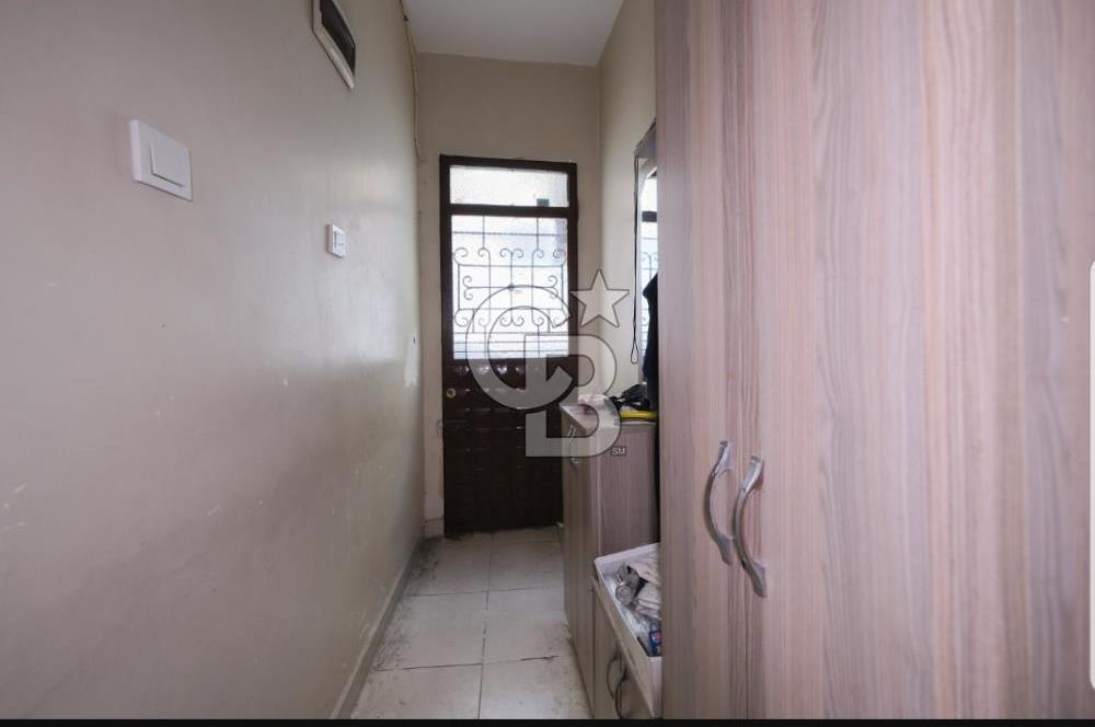 Fatih Hırka-i Şerif Camii’ne 100 Metre Mesafede Satılık Bina