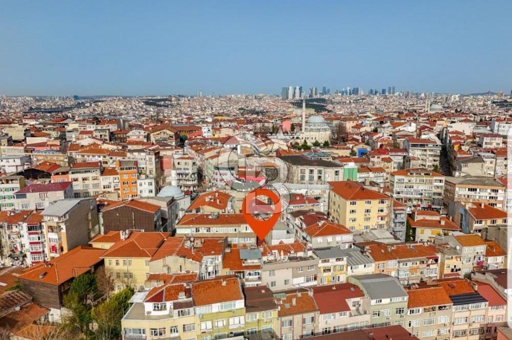 Fatih Hırka-i Şerif Camii’ne 100 Metre Mesafede Satılık Bina