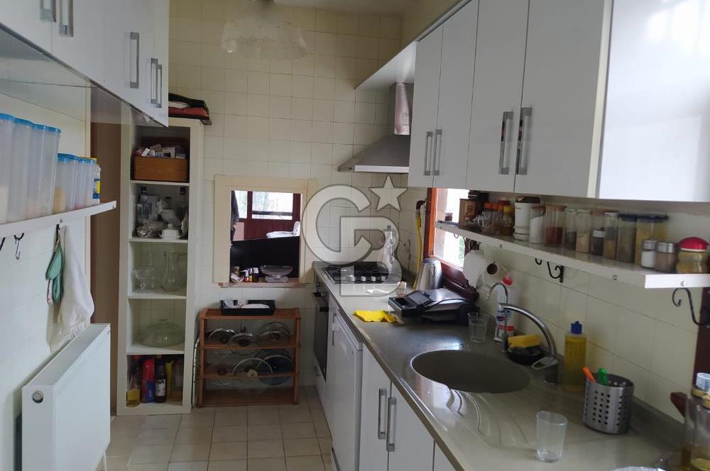 ÇINARCIK KORU, ALTINKORU VİLLARINDA SATILIK 3 + 1 İKİZ VİLLA