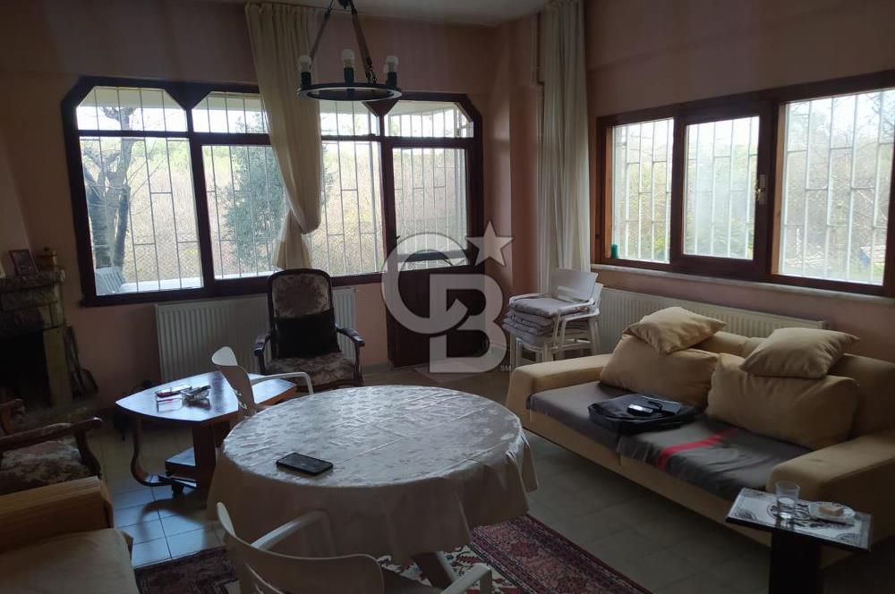 ÇINARCIK KORU, ALTINKORU VİLLARINDA SATILIK 3 + 1 İKİZ VİLLA