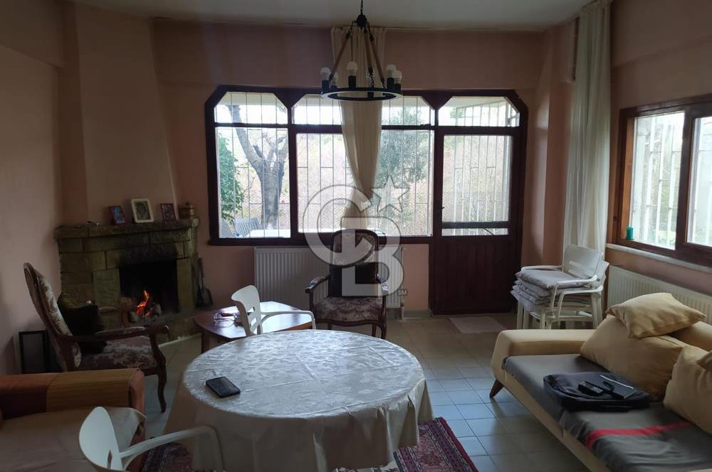 ÇINARCIK KORU, ALTINKORU VİLLARINDA SATILIK 3 + 1 İKİZ VİLLA