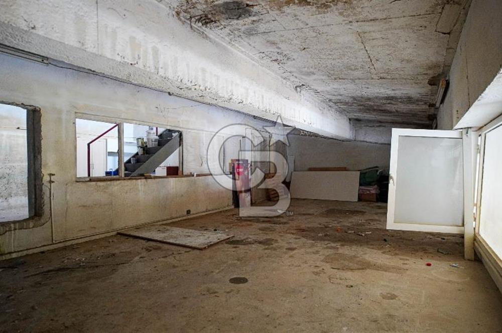 Sanayide Nadir Bulunur! Köşe Konum, Asma Katlı, Ayrı Ofisli 203,5 m²