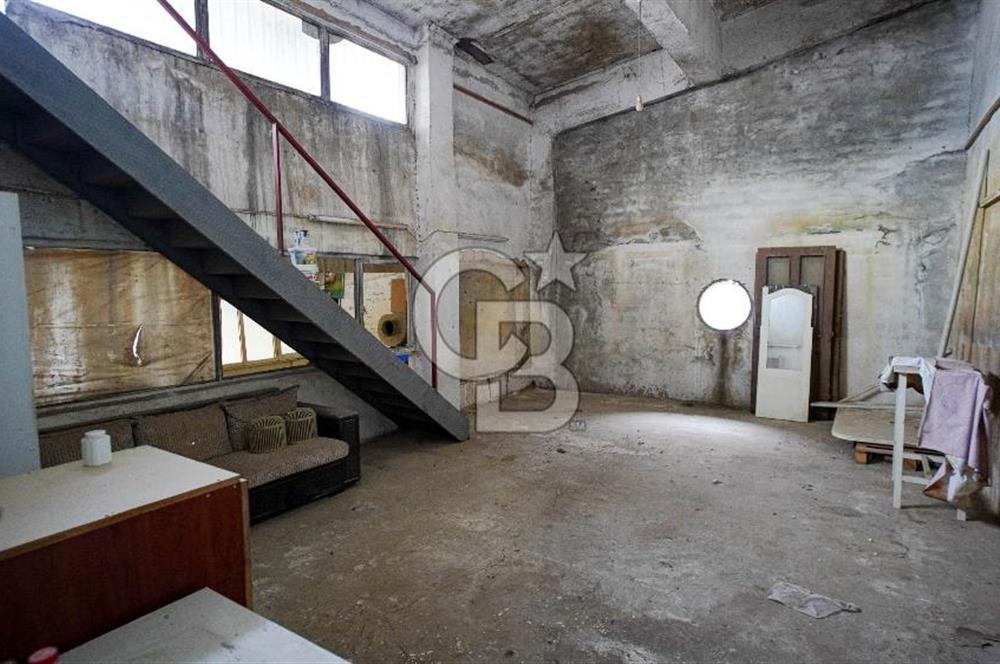 Sanayide Nadir Bulunur! Köşe Konum, Asma Katlı, Ayrı Ofisli 203,5 m²