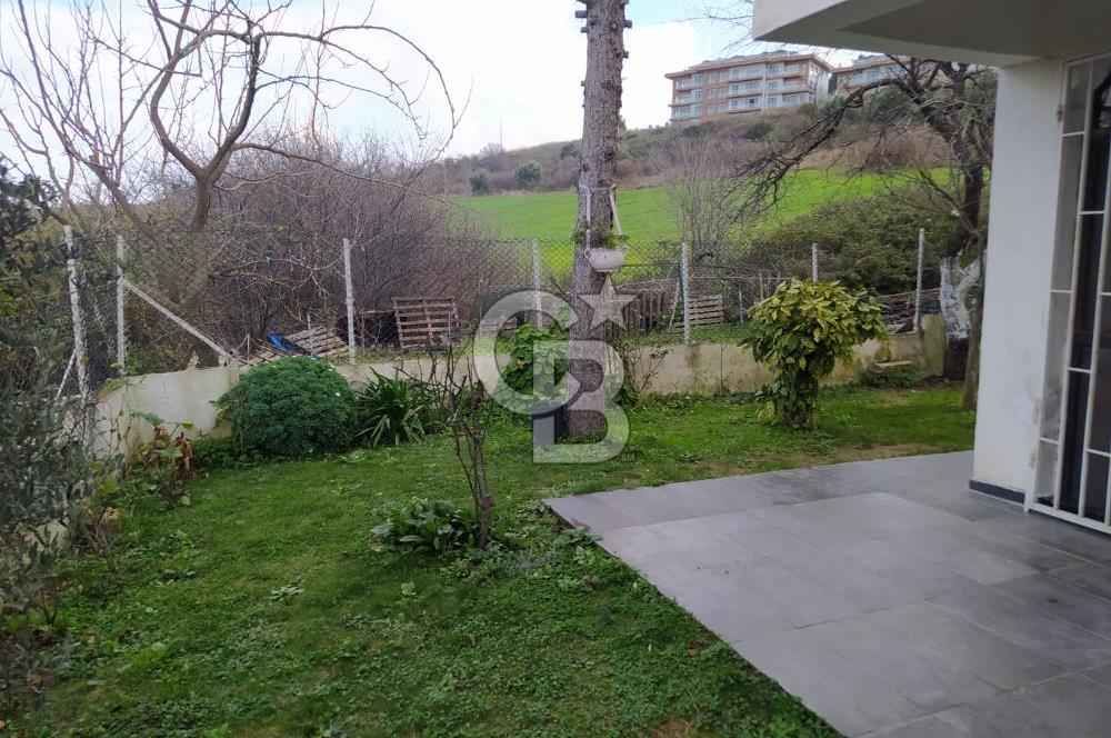 ÇINARCIK KORU, ALTINKORU VİLLARINDA SATILIK 3 + 1 İKİZ VİLLA