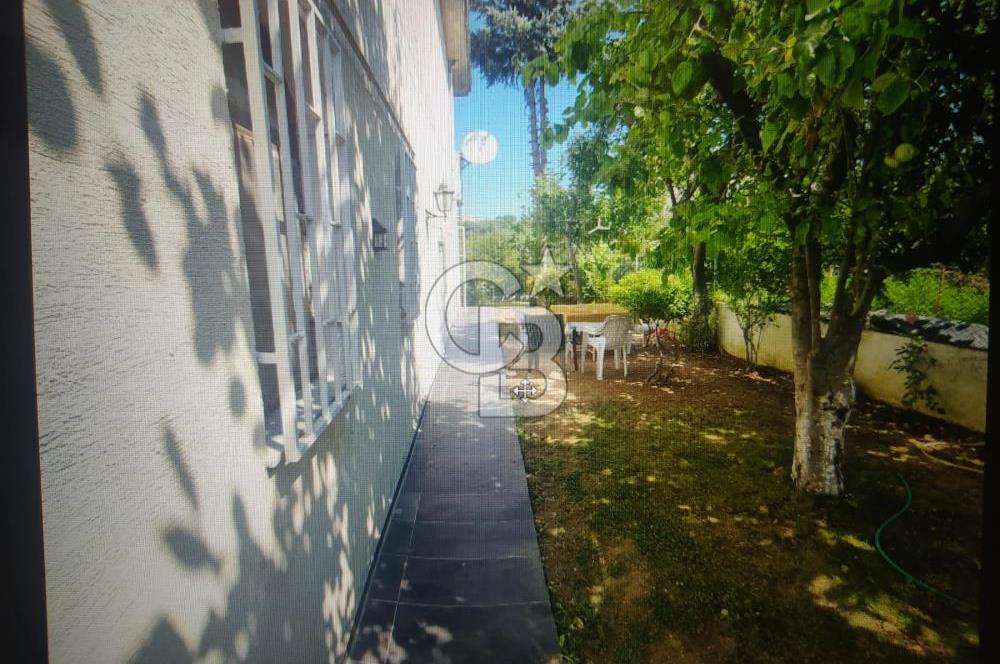 ÇINARCIK KORU, ALTINKORU VİLLARINDA SATILIK 3 + 1 İKİZ VİLLA