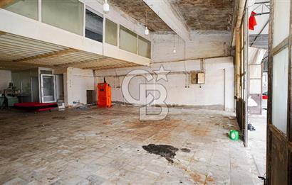 Sanayide Nadir Bulunur! Köşe Konum, Asma Katlı, Ayrı Ofisli 203,5 m²