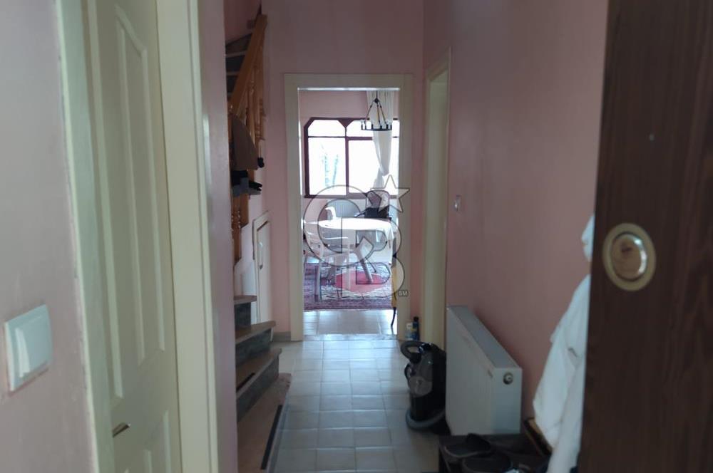 ÇINARCIK KORU, ALTINKORU VİLLARINDA SATILIK 3 + 1 İKİZ VİLLA