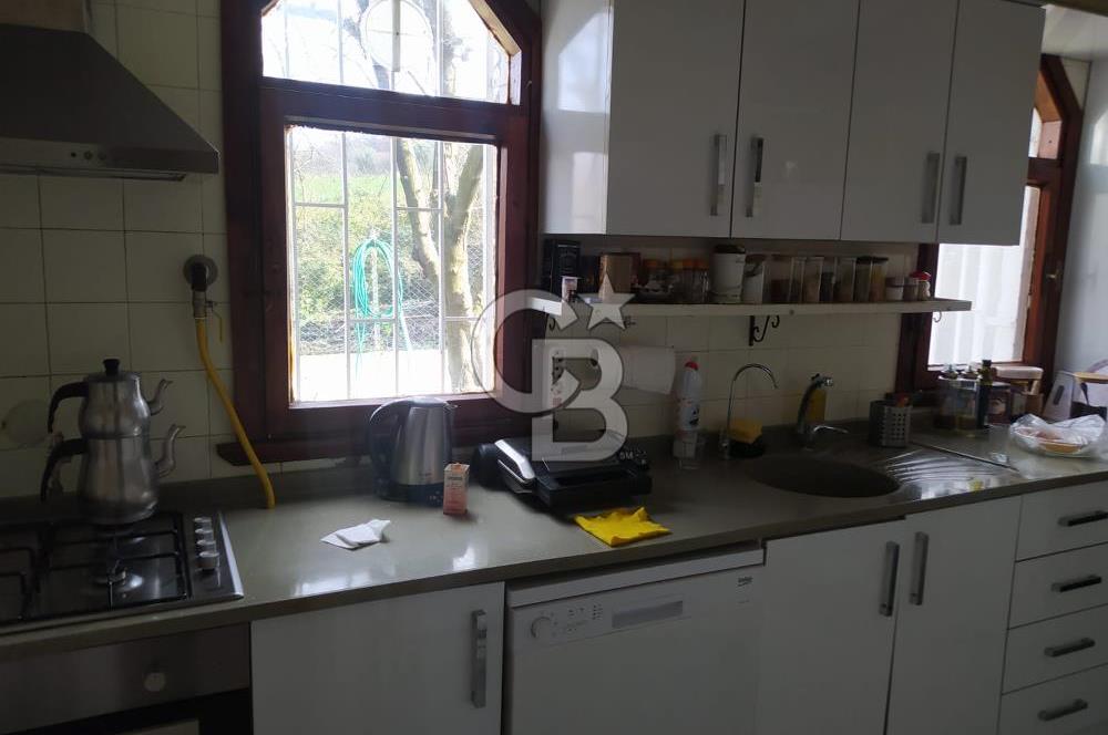 ÇINARCIK KORU, ALTINKORU VİLLARINDA SATILIK 3 + 1 İKİZ VİLLA