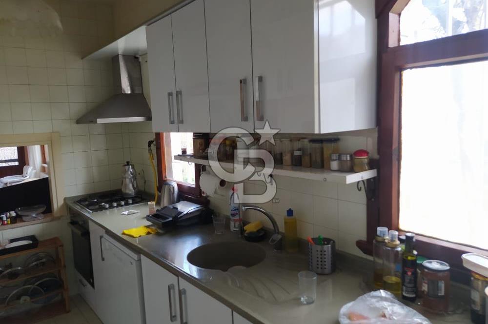 ÇINARCIK KORU, ALTINKORU VİLLARINDA SATILIK 3 + 1 İKİZ VİLLA