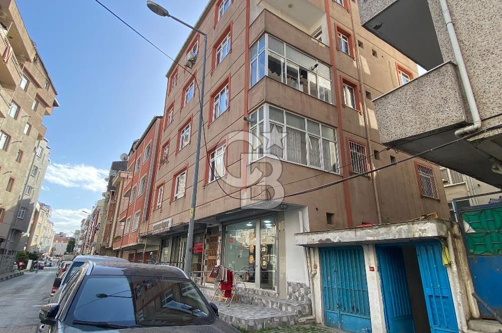 Mustafa Çağlayan'dan Küçükçekmece Gültepe'de Satılık İş Yeri