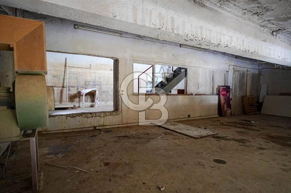 Sanayide Nadir Bulunur! Köşe Konum, Asma Katlı, Ayrı Ofisli 203,5 m²