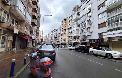 Konak Karataş'ta İşlek Lokasyonda Cadde Üzeri Kiralık İş Yeri