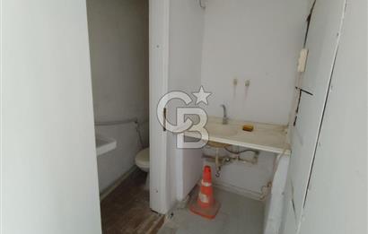 Konak Karataş'ta İşlek Lokasyonda Cadde Üzeri Kiralık İş Yeri