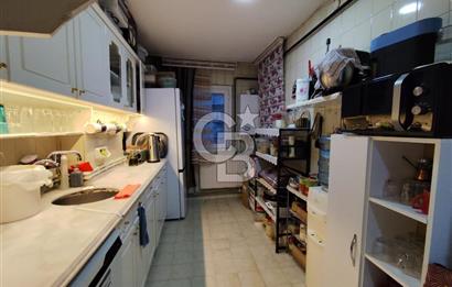 Güzelyalı'da Oturum ve Yatırım İçin Değerli 3+1 Satılık Daire