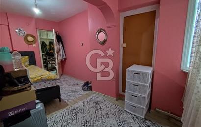 Güzelyalı'da Oturum ve Yatırım İçin Değerli 3+1 Satılık Daire