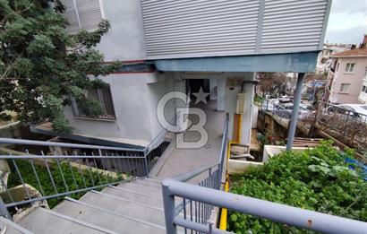 Güzelyalı'da Oturum ve Yatırım İçin Değerli 3+1 Satılık Daire