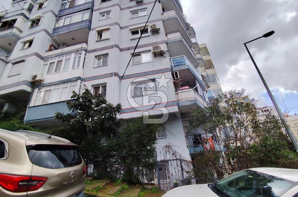 Güzelyalı'da Oturum ve Yatırım İçin Değerli 3+1 Satılık Daire